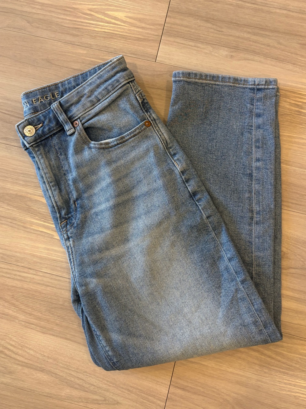 AE women’s jeans